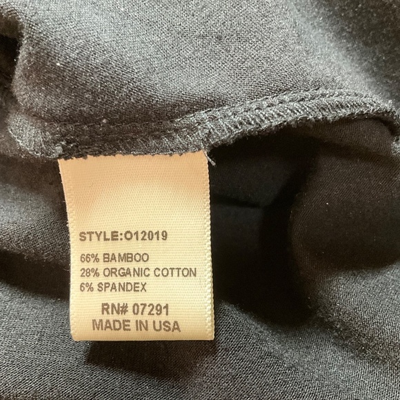 JOHNNY WAS CALME Bamboo & Organic Cotton Blend Long Sleeve Tee PomPom Trim Sz L - Picture 7 of 8